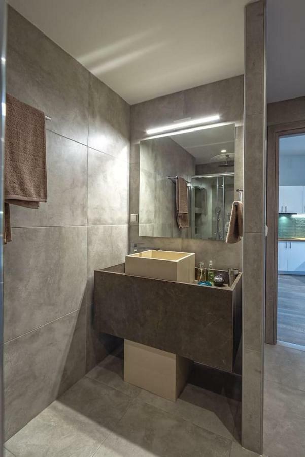 The Apartment 2 Bdrs/2 Baths Luxury Residence 아테네 외부 사진